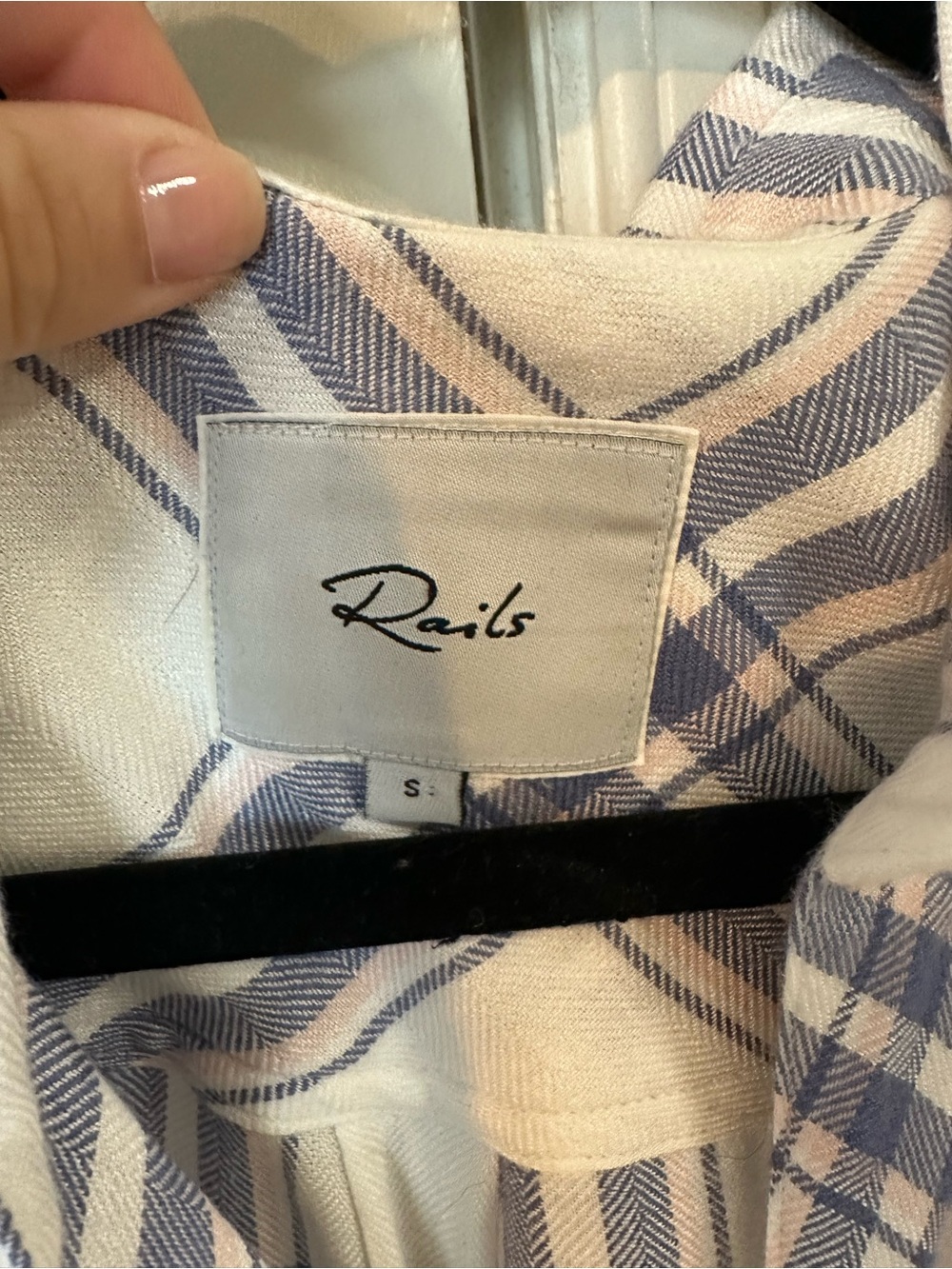 Rails White, pink, & blue plaid shirt - Picture 4 of 4